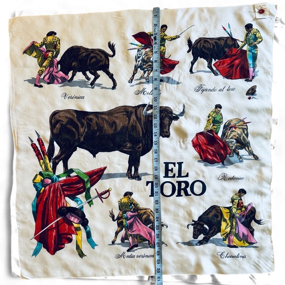 Beautiful VINTAGE Bullfighting Spanish Matador Scarf - Picture 2 of 8